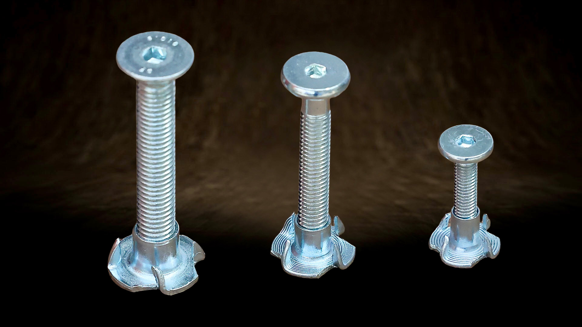 Comparison of bolts and T-nuts used in cat trees: from the left, M10, M8 and M6. The difference in thread diameter has a significant effect on the strength of the connection between the post and the other structural components.Comparison of bolts and T-nuts used in cat trees: from the left, M10, M8 and M6. The difference in thread diameter has a significant effect on the strength of the connection between the post and the other structural components.Comparison of bolts and T-nuts used in cat trees: from the left, M10, M8 and M6. The difference in thread diameter has a significant effect on the strength of the connection between the post and the other structural components.