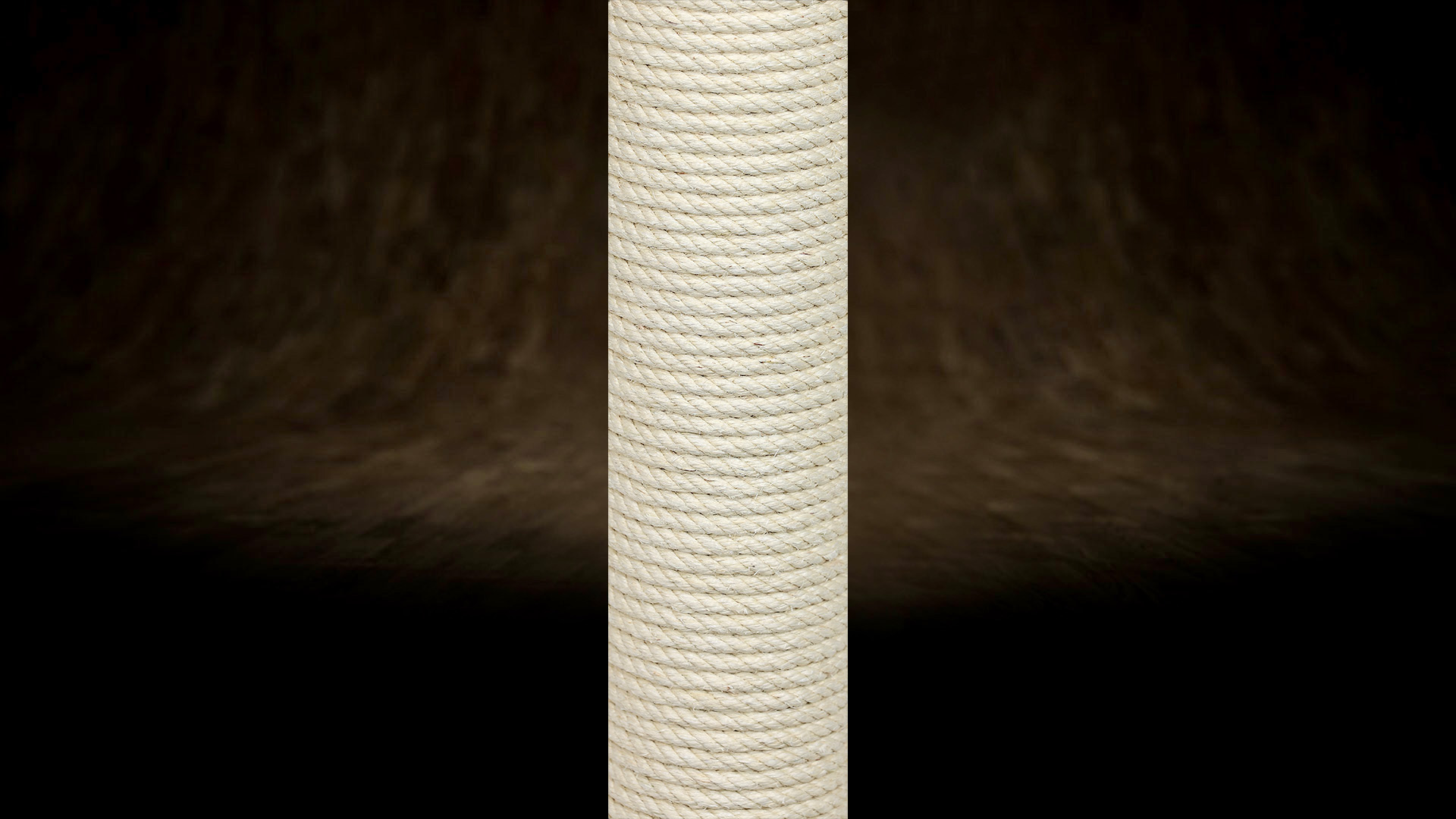Correctly wound sisal rope - the coils are even, tightly pressed together and free from gaps or looseness.Correctly wound sisal rope - the coils are even, tightly pressed together and free from gaps or looseness.Correctly wound sisal rope - the coils are even, tightly pressed together and free from gaps or looseness.