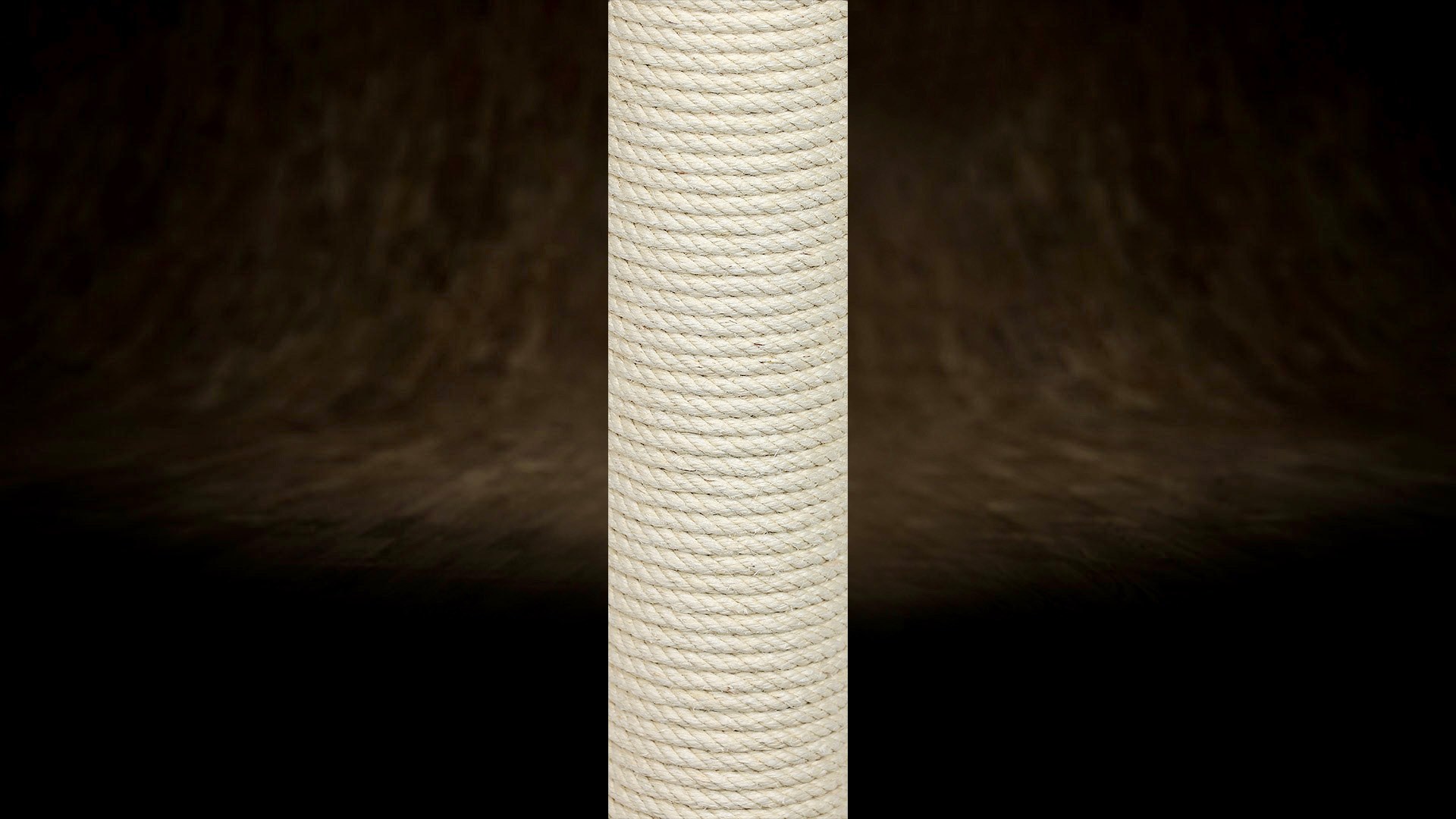 Correctly wound sisal rope - the turns are even, tightly pressed together and free from visible gaps.